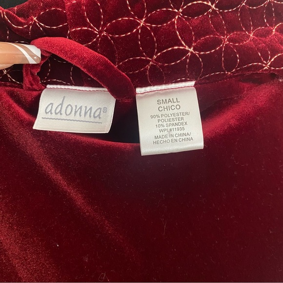 Luxurious Red Velvet Belted Maxi Robe - Picture 7 of 7